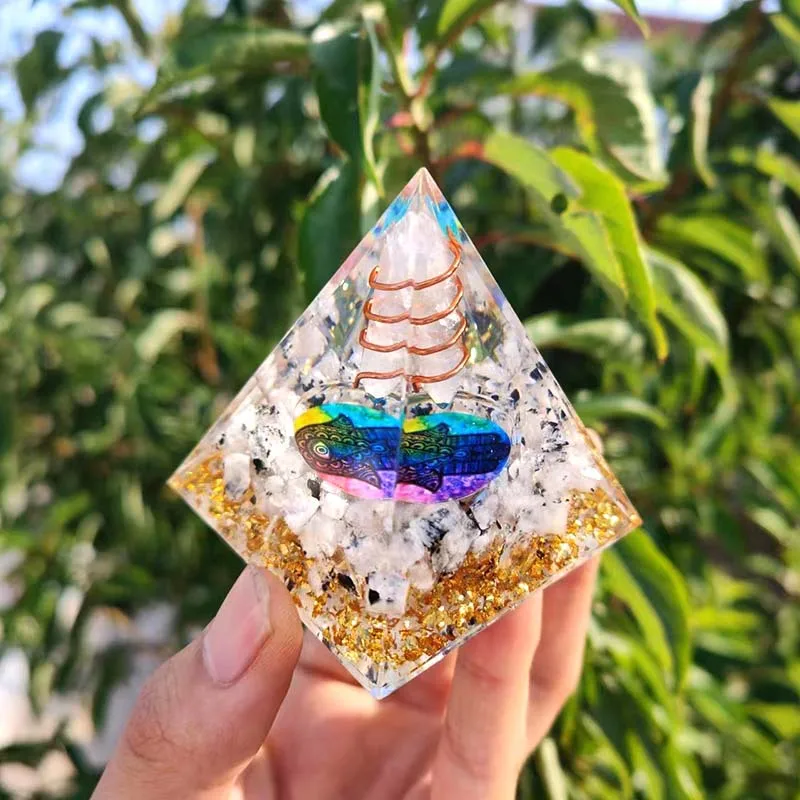 Crystal Ball Pyramid Epoxy Resin Home Decoration Auspicious Feng Shui