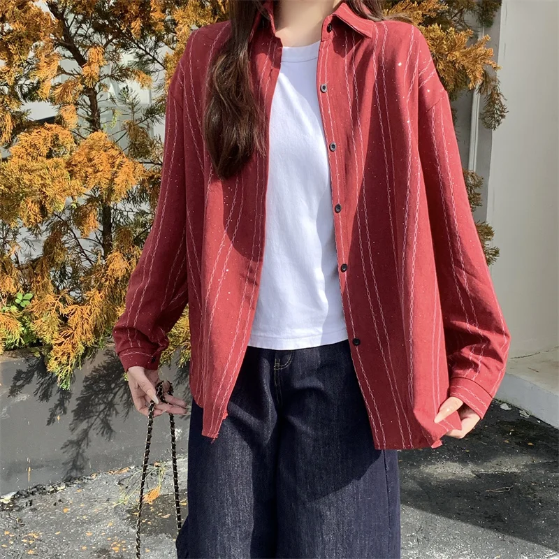 Jesienna koszula w paski w stylu vintage, damska, luźna bluzka z długim rękawem zapinana na guziki, damska, codzienna, uniwersalna bluzka z blokami kolorów.