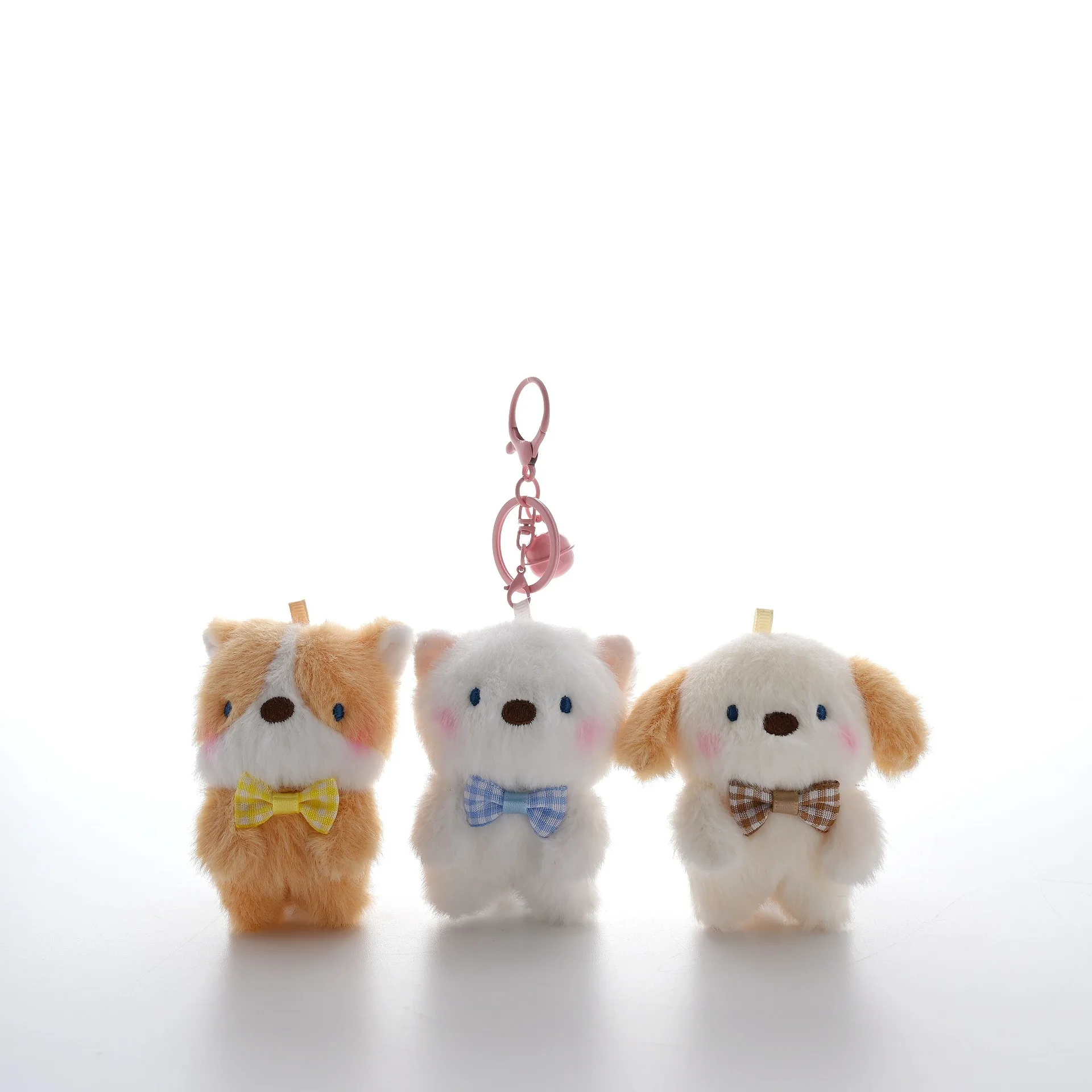 Filhote de cachorro dos desenhos animados família cavalo feliz boneca de pelúcia pingente chaveiro bonito gema de ovo pato realista pelúcia animal pingente saco decoração presentes