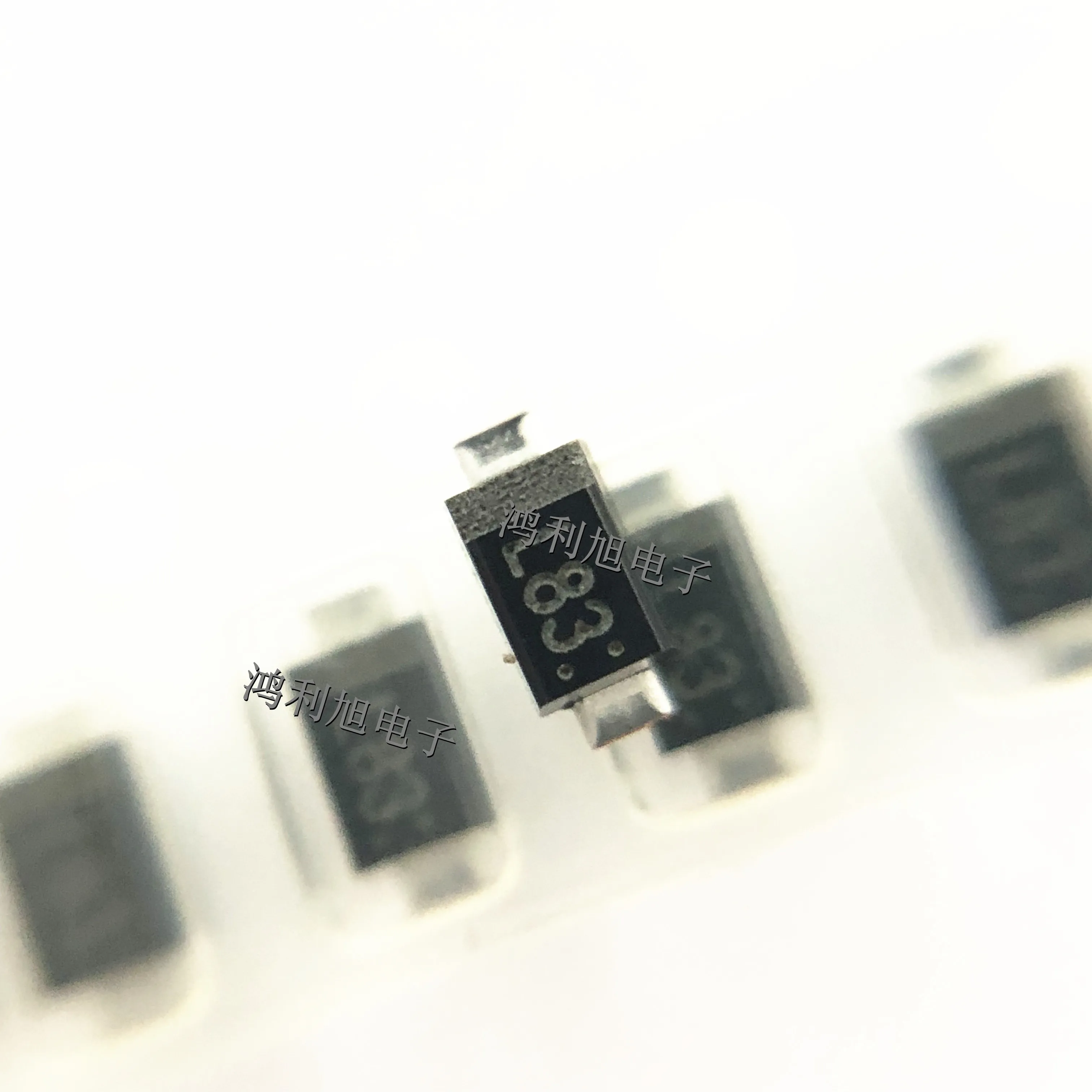 20pcs/Lot M1FL20U-6063 SOD-123-2 M1FL20U MARKING;L Rectifiers Diode Switching 200V 1.1A 2-Pin Operating Temperature:- 55C-+ 150C