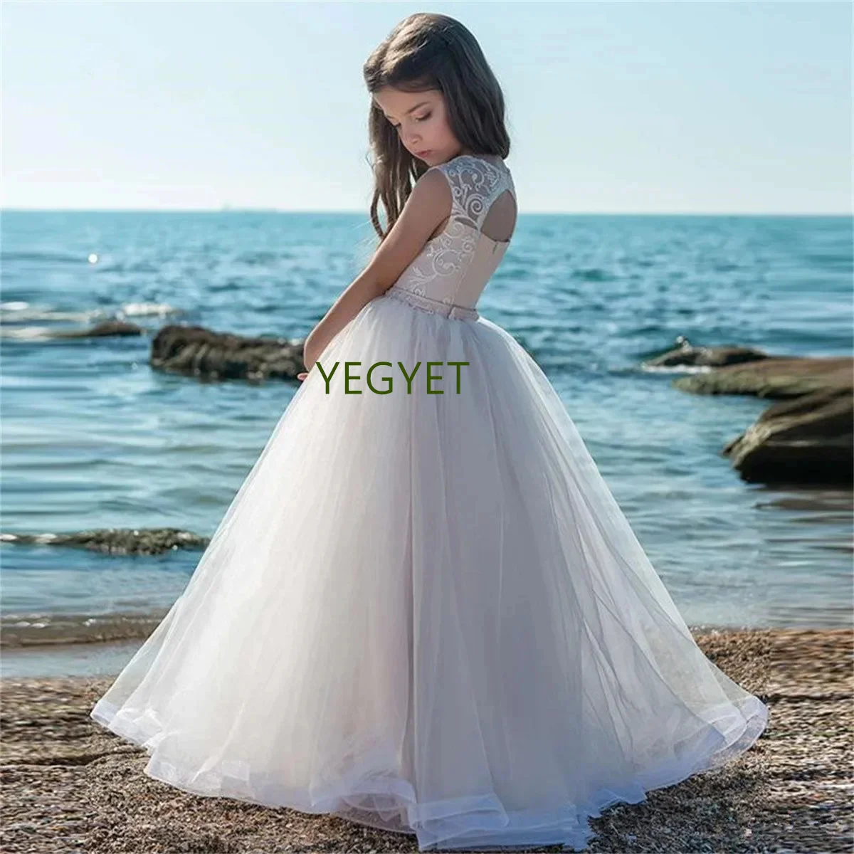 

Flower Girl Dress White Lace Fluffy Tulle Backless Decal Wedding Litter Flower Child Eucharist Prom Celebration Party Dress