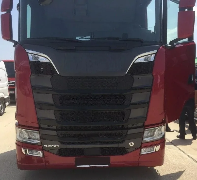 Chrome Grill Air Flow Trim 2pcs Stainless Steel For Scania R S Series 2017+