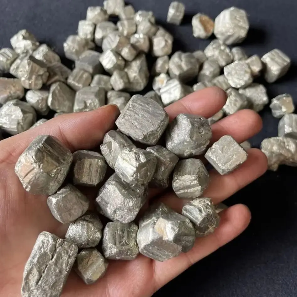 

New Arrival Natural Crystal Pyrite Cube Semi-precious Stone Crafts Energy Healing Gemstone Energy For Home Decoration