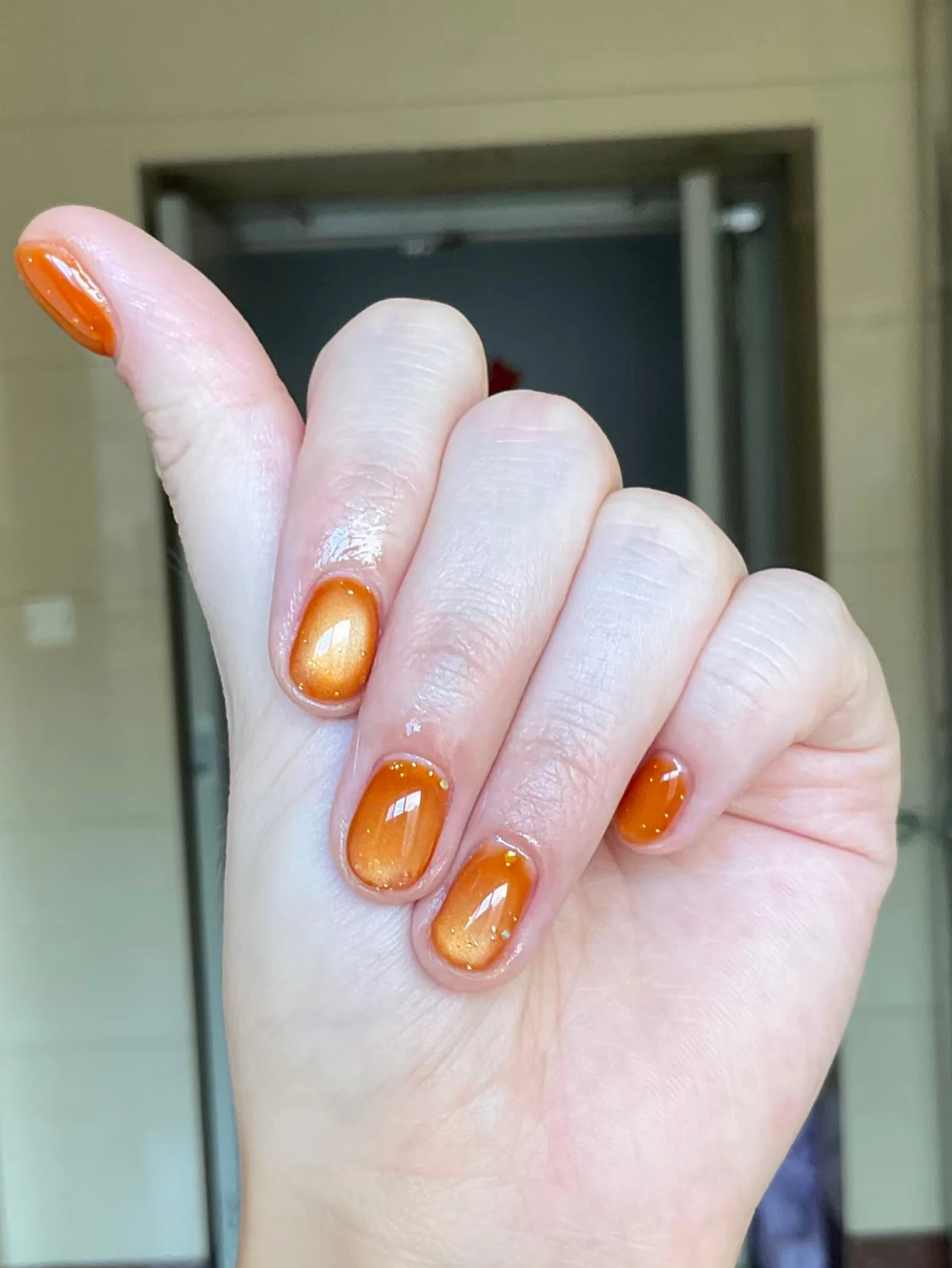 

1 шт. PSK Orange Sea Bubble Water Glass Bead Crystal Cat Eye Гель-лак для ногтей 2025 Новый популярный осенний отбеливающий универсальный дизайн ногтей