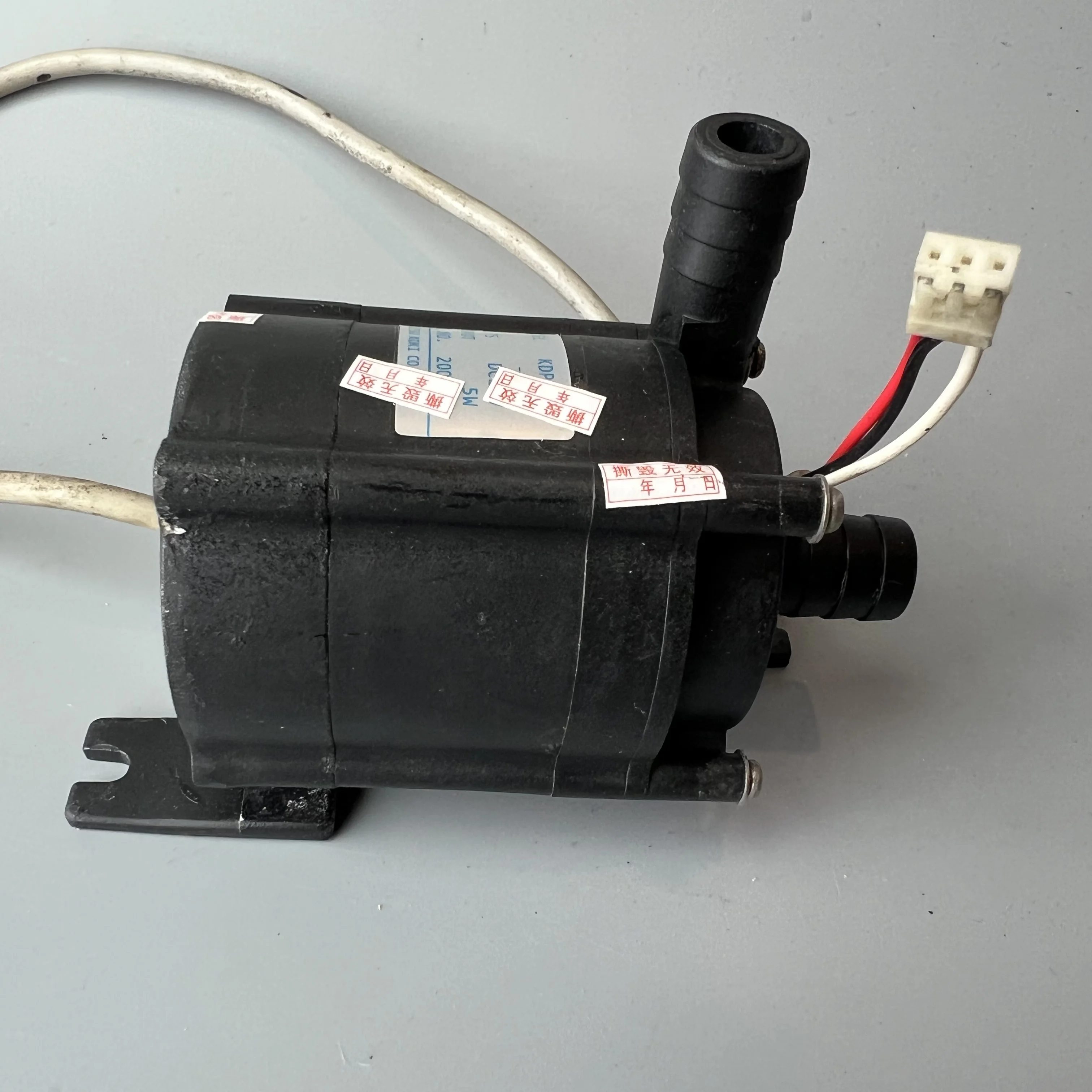 Used 133Y100059 DC24V Fuji Pump for Fuji Frontier 550 570 550R 570R LP5500 LP5700 LP5900 minilabs