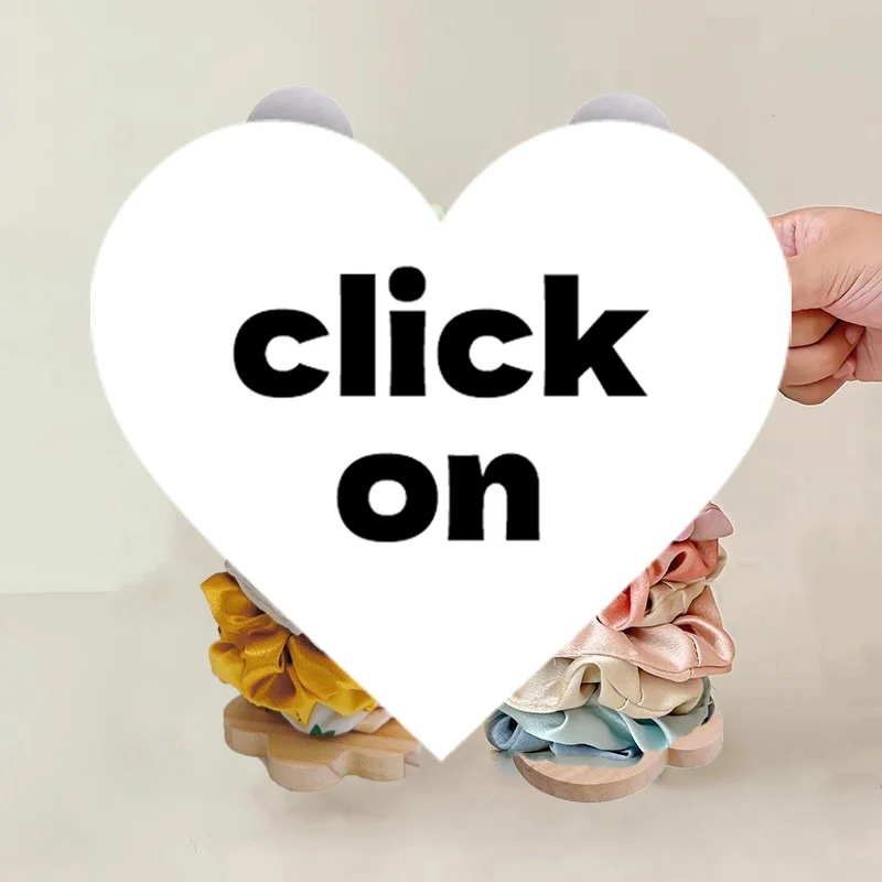 

Органайзер для резинок и аксессуаров из цельного дерева. Стильная витрина, подходящая для хранения аксессуаров для волос и повязок на голову.