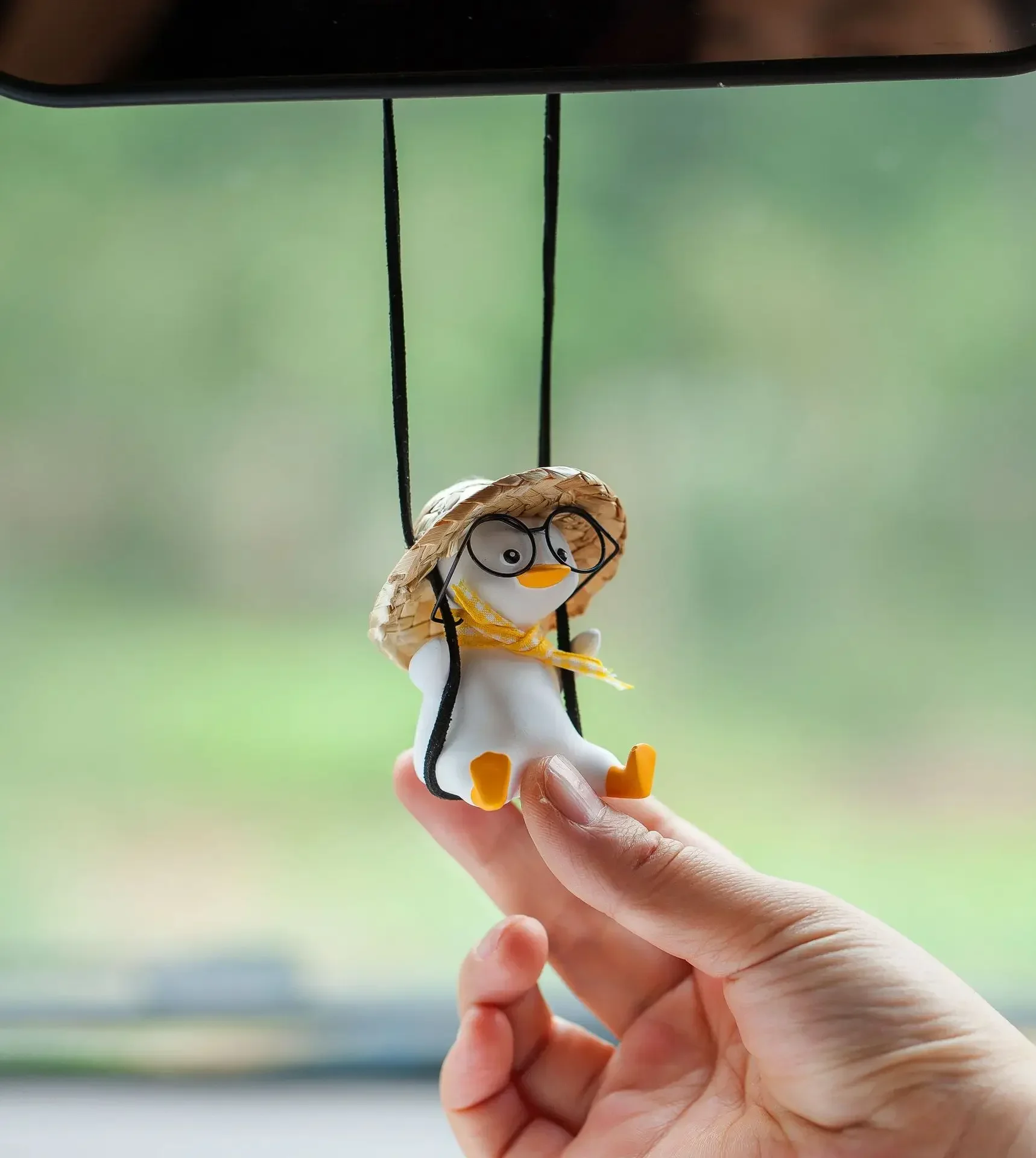 Car Pendant Cute Swing Duck Car Interior Decoration Holiday Swing Duck With Glasses Rearview Mirror Pendant For Car Accessories