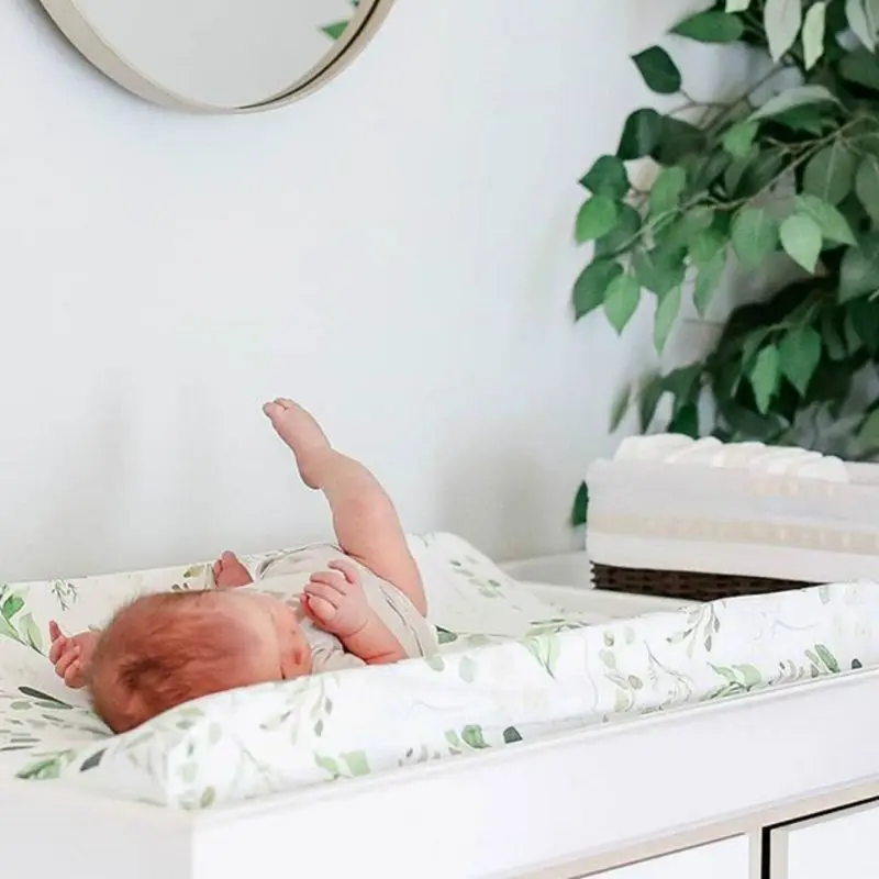 Nuevo Sábana bajera ajustable con hojas florales para niña, cama para bebé o niño pequeño, guardería, verde y blanco