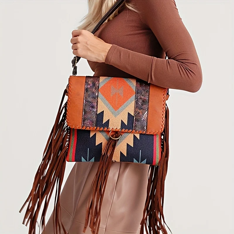 Lady Boho Style Tassel Crossbody Bag Women Ethnic Striped Shoulder Bag Female Vintage Fringed Flap Purse