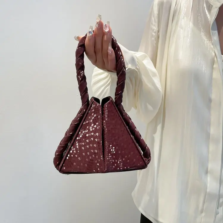 

Minimalist Lightweight Crossbody Bag for Gym/Work/Travel Waterproof Anti-Theft RFID Blocking Women Shoulder Bag 2025