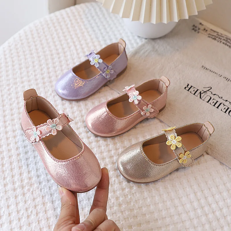 

Little Girls Flat Shoes Flower Soft soled Single Shoes for Children Princess Shoes 1-8T Kids pu leather shoes Chaussure fille