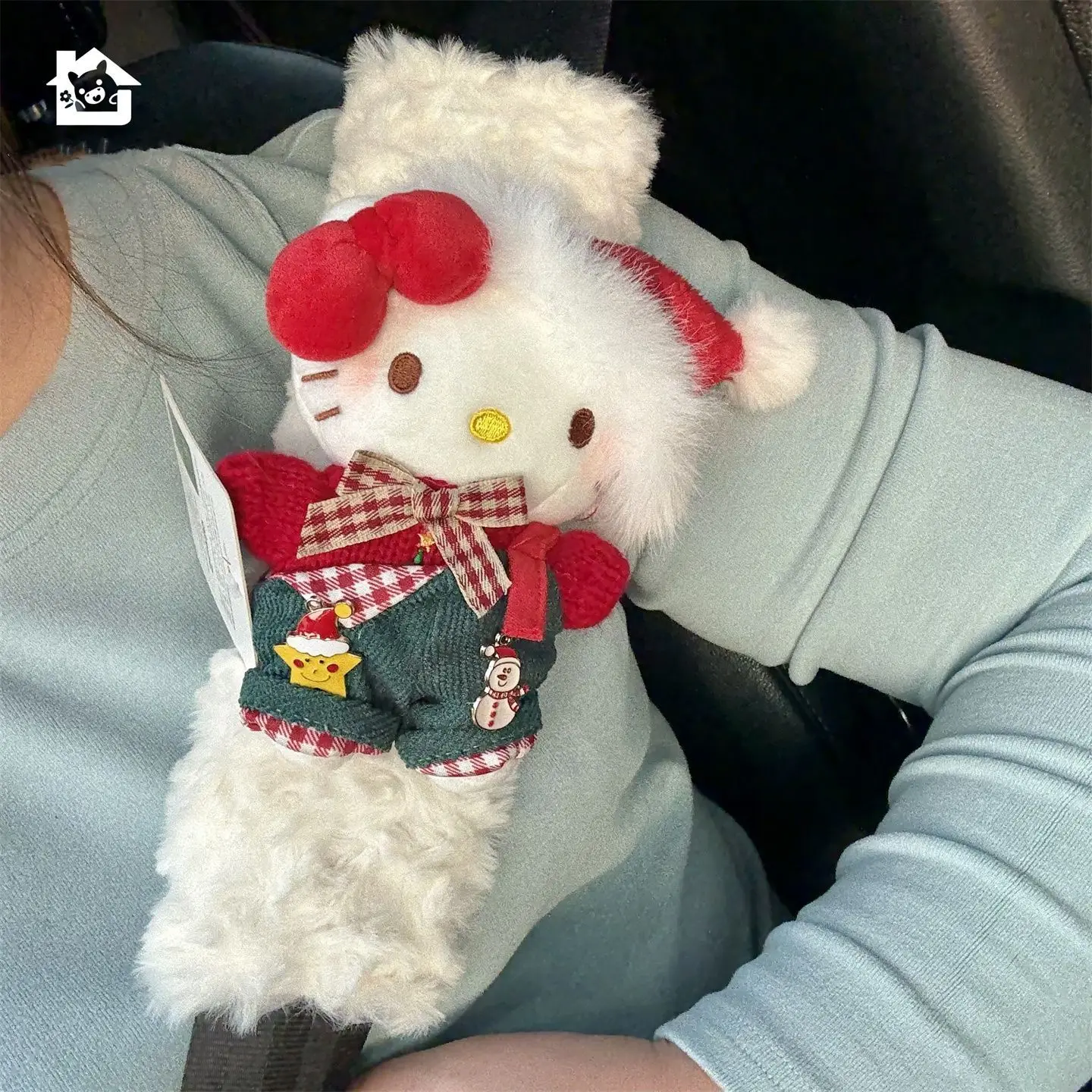 Kawaii Hello Kitty Christmas red jumper Seatbelt Shoulder Pad Cover Protective Cover Plush Car Accessories Ornament Supplies