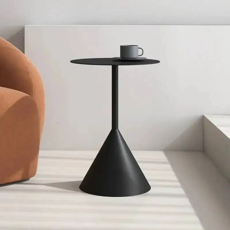 

Iron Luxury Edge A Few Light Гостиная Диван Приставной столик Уголок Несколько балконов Эркер Журнальный столик Прикроватная тумбочка для спальни