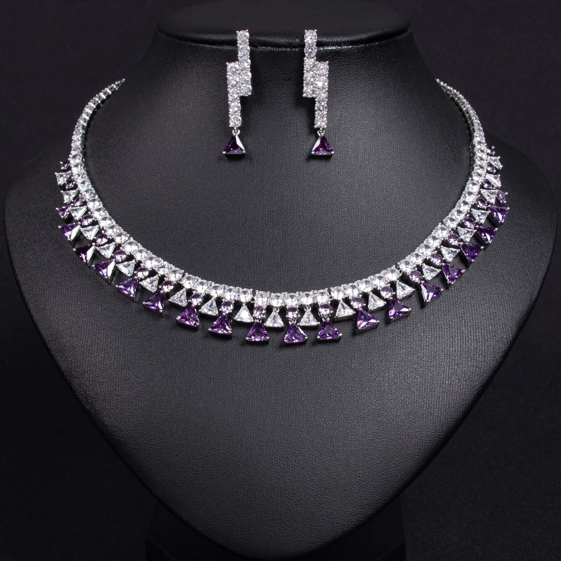 

HIBRIDE Delicate Premium Small Triangle Tassel Jewellery Necklace Set Women's Dress Engagement Party Dinner Accessory S-475