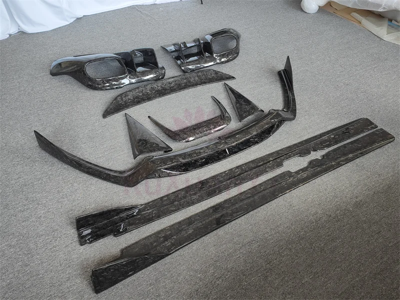 High Quality Forged Carbon Fiber Style Front Bumper Edge Side Skirts Rear Diffuser Rear Spoiler for F12 Body Kit