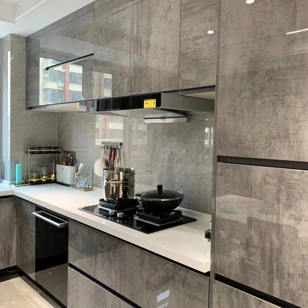 ^Solid Oak Wood Modern Kitchen Cabinet System with Multi-layer Solid Wood Panels and PET Sheet Doors-Factory Direct Supply