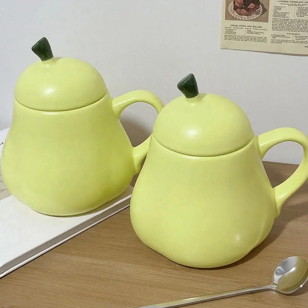 Hand Holding Mug Design 450ml Water Cup Pear Shaped Ceramic Mug With Lid Cute Smiling Face Coffee Cup Kawaii Pear Hugging Cups