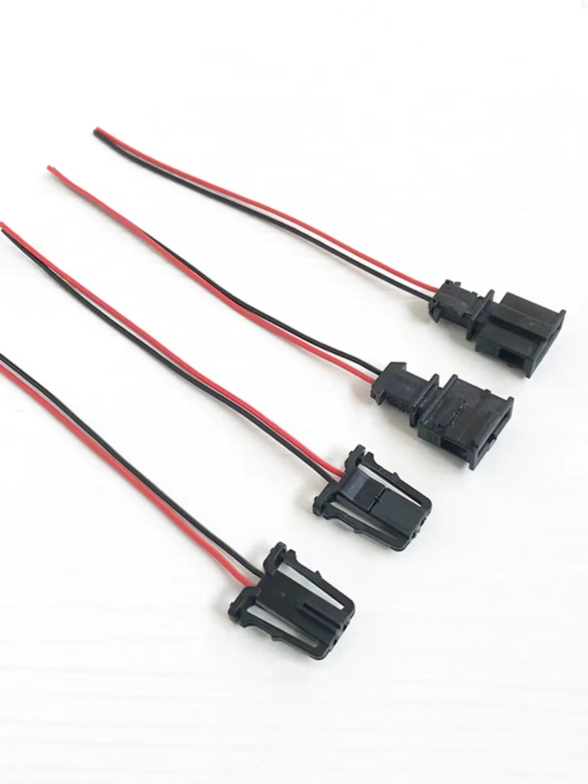 Adapted to Volkswagen's high pitched speaker cable, Magotan CC, Sagitar, Langyi, Touareg, Lingdu Golf Polo, suitable for non-des