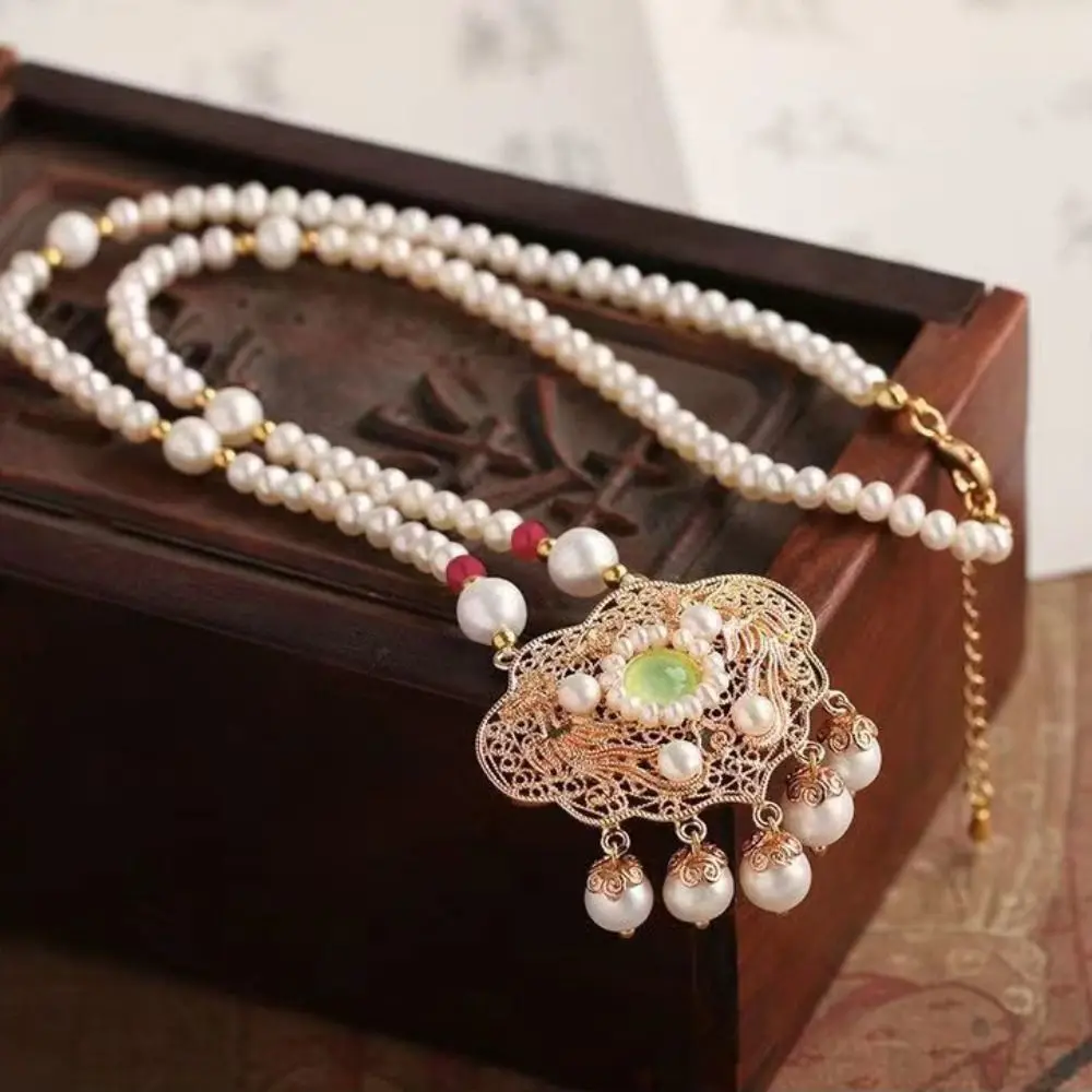 

Chain Choker Vintage Hanfu Necklace Flower Collar Longevity Lock Pendant Ming Dynasty Chinese Style Ruyi Pearl Choker Party