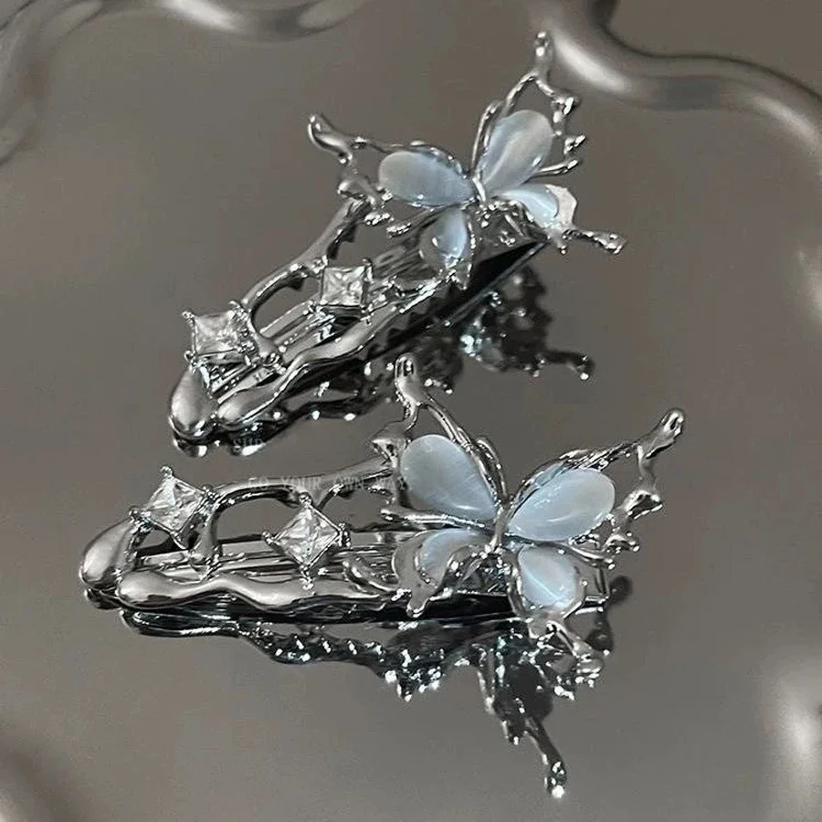 

Y2K Silver Butterfly Hair Clips for Women - Seamless Duckbill Barrettes, Star Hairpins for Girls Side Bangs Accessories