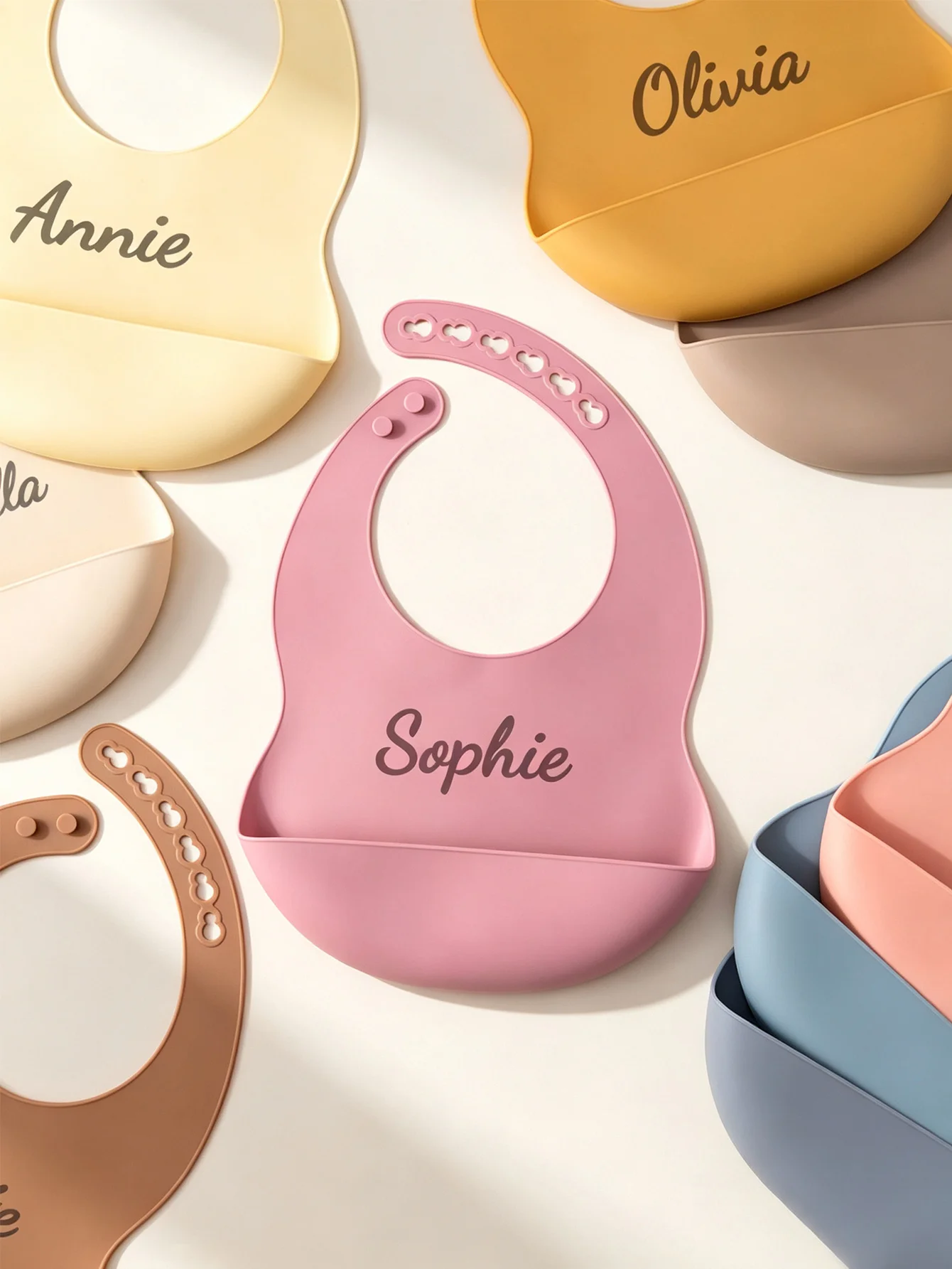 Color Kids 1PCS Customized Name Silicone Baby Bib Adjustable Waterproof Feeding Bib Soft Drool Bib Saliva Towel Baby Stuff