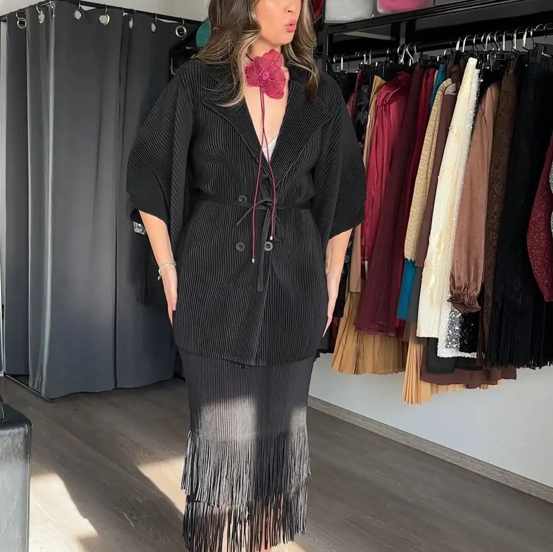 

EGRM Pleated 2-piece Women Solid Color Lapel Double-breasted Lace-up Top Splicing Fringe Skirt 2026 Spring New Female Suit 7R930