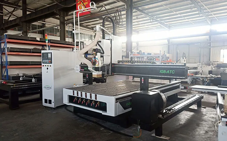 Atc Woodworking 4 Axis Cnc Router Wood Engraving Furniture Making Hine With Automatic Tool Changer