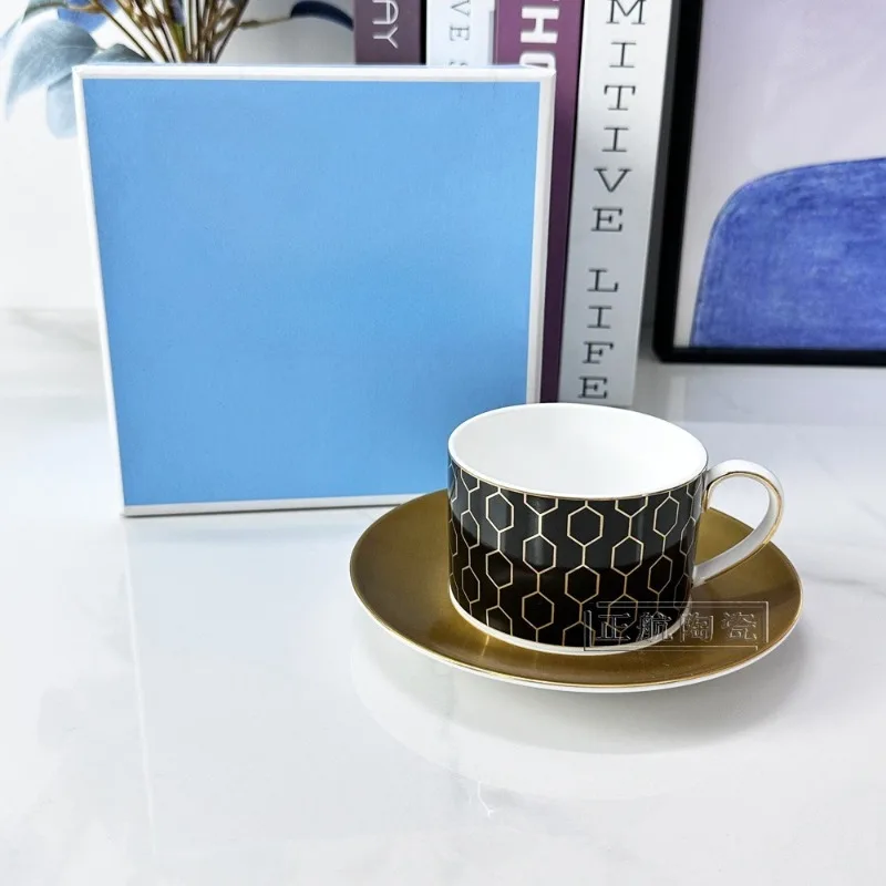 

High Appearance Honeycomb Pattern Ceramic Coffee Cup with Saucer Stylish Tea Mug for Home Office Daily Use