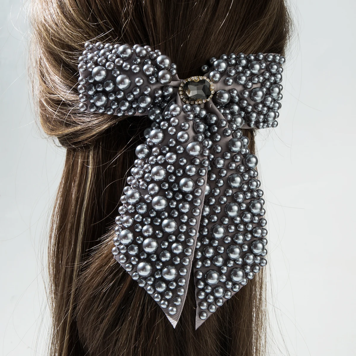 European and American Brides\' Pearl Bow Hair Clip, Heavy-duty Nail Bead, Korean Version, Beautiful Spring Clip Hair Accessory