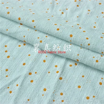 Tessuto jacquard con stampa margherita in cotone texture Per abiti, top, copritavolo, design di costumi, cucito di accessori per capelli, abiti estivi