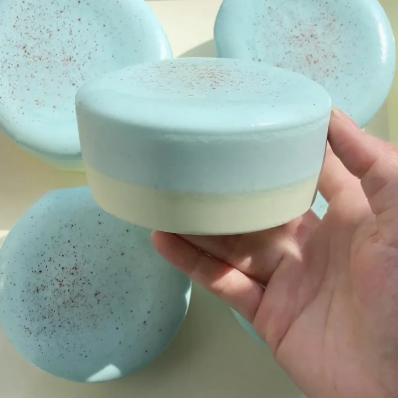 لعبة إسفنجية على شكل كعكة جبنة التوت المقلدة بطيئة الارتفاع - تململ حسية لتخفيف التوتر من أجل القلق |   هدايا للبالغين والأطفال، ASMR