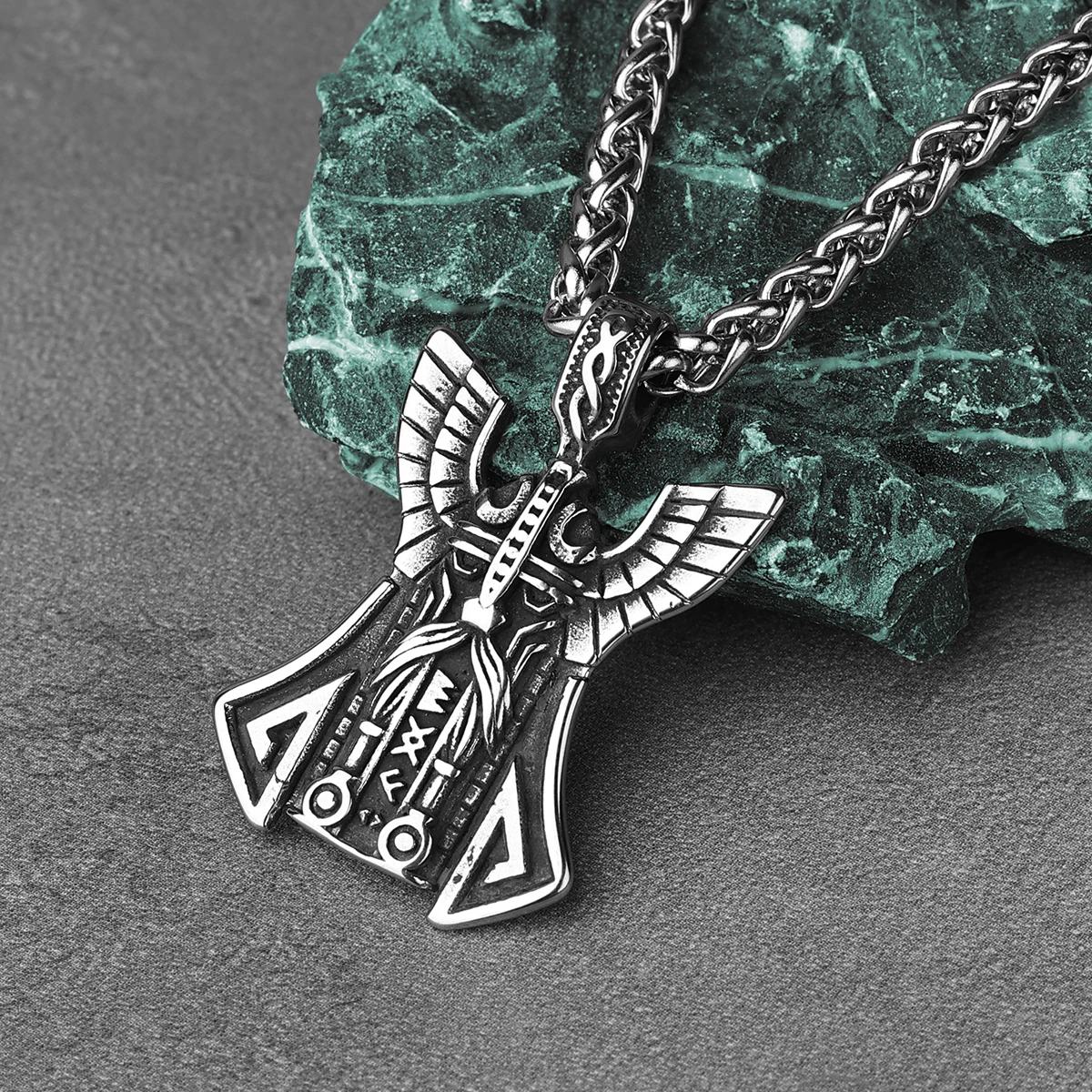 Viking Odin Face Pendant Nordic Odin Rune Charm Creative Stainless Steel Pendant Necklace Locomotive Men's Jewelry Gift