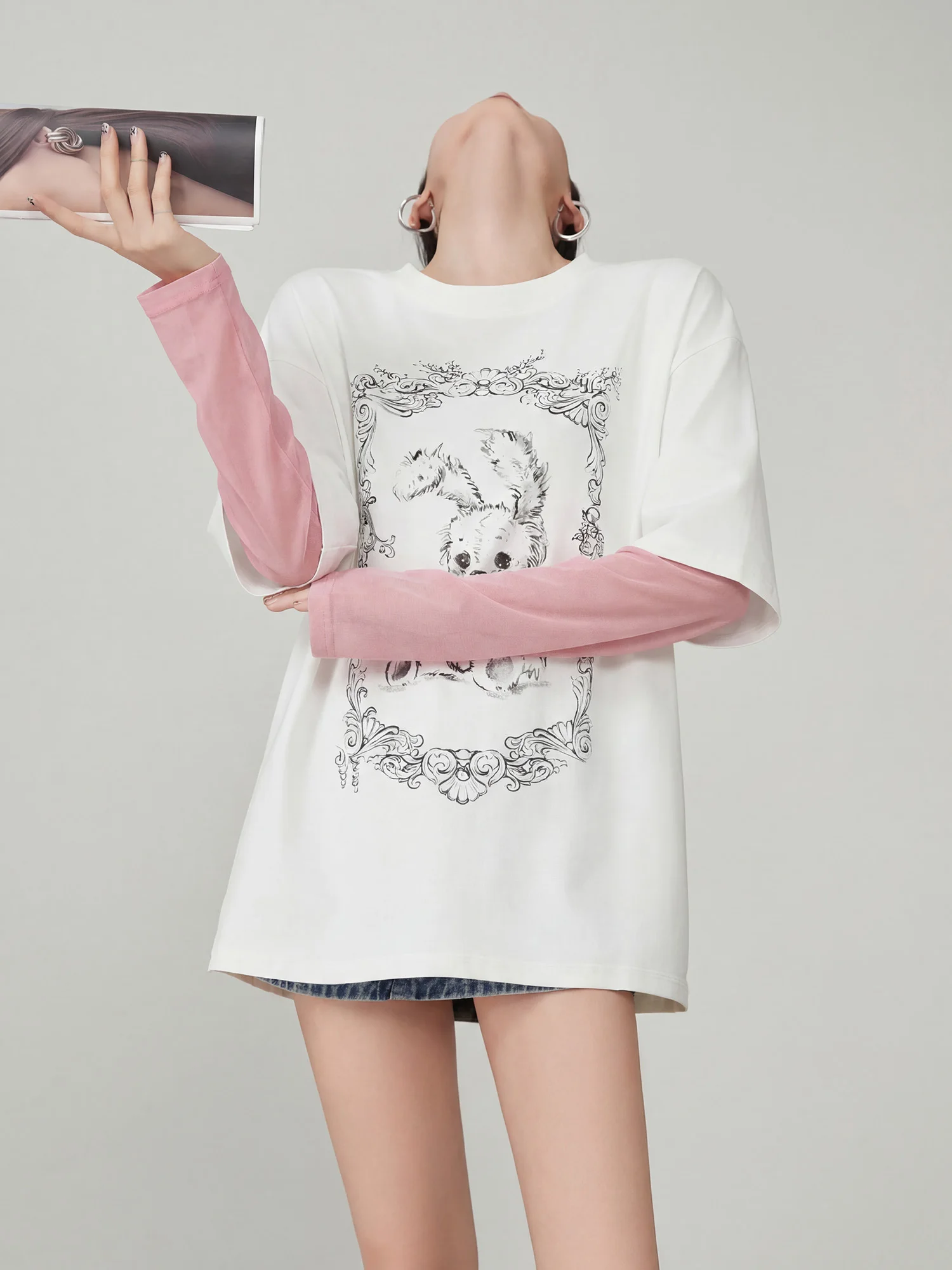 

Женская свободная футболка с принтом белого кролика, модный повседневный топ из полиэстера с длинным рукавом