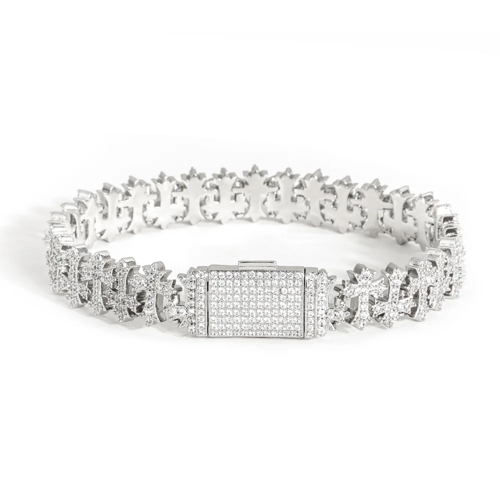 Pick for minimalist personalized collocation, unisex Cross Bracelet uses PT950 Platinum paired with glossy artificial diamonds