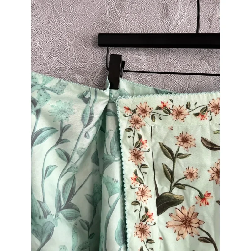 

Green Floral Print Mini Skirt 2025