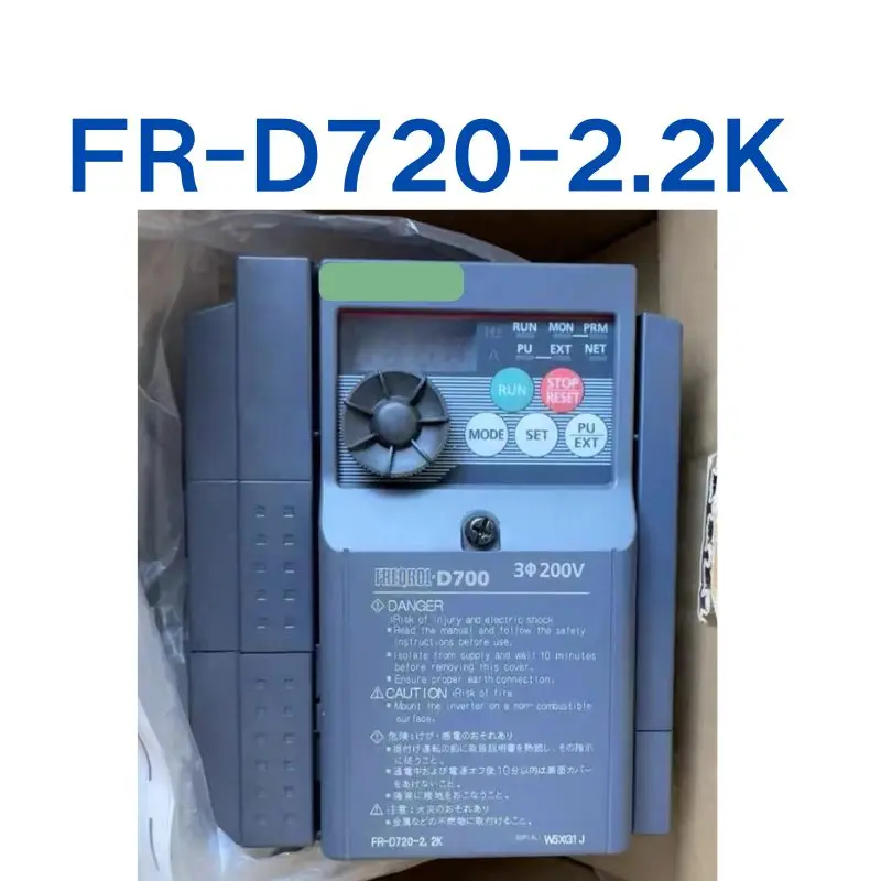 

New FR-D720-2.2K inverter 2.2KW, fast delivery