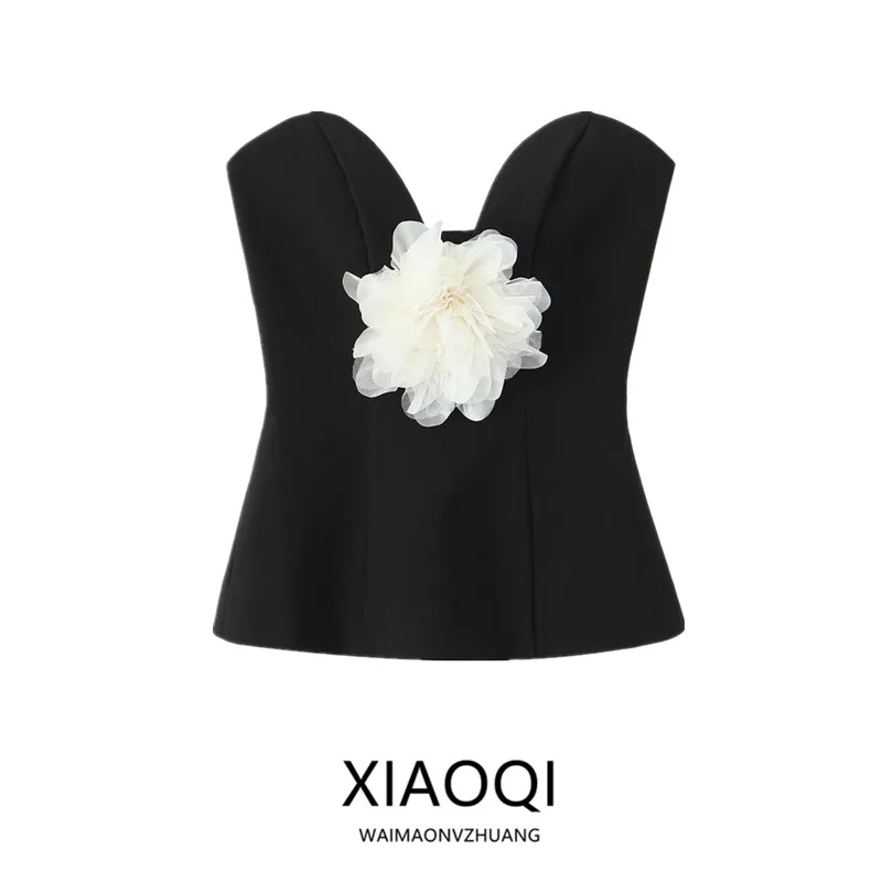 

2025 Winter New Women's Faion Design Sense Matching Color Flower Tube Top Slim Fit ort Length Pure Color Commute Sle