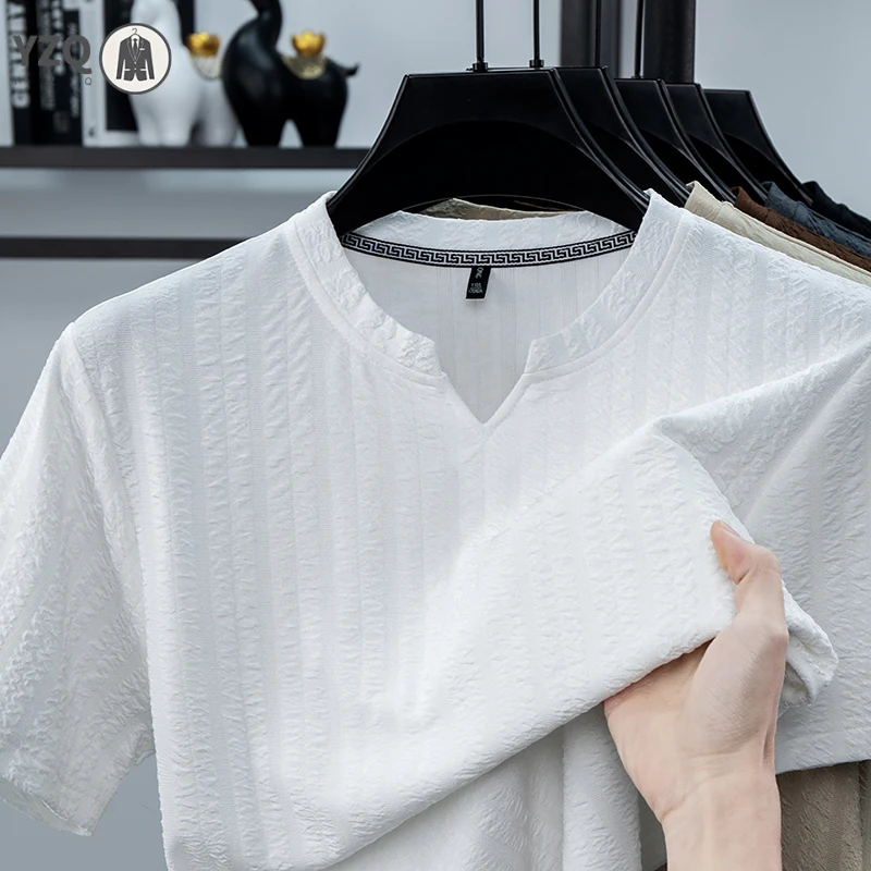 Cool touch vertical bubble tee male small notch v neck stretch breathable anti sweat driving walking basic apparel