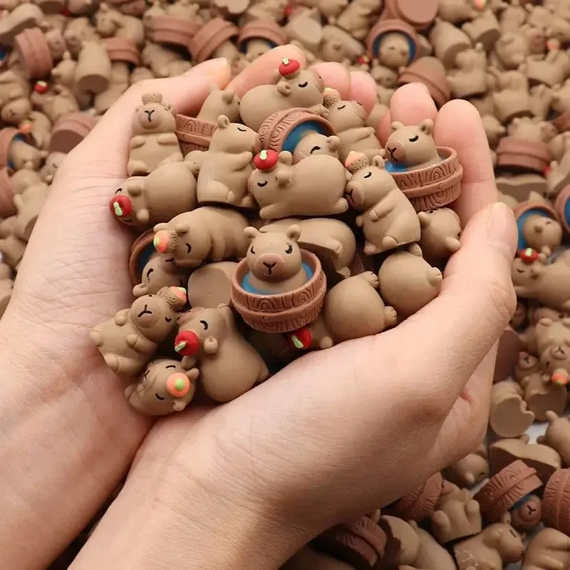 3D Capybara Figurines Capybara Party Favors Cute Animal DIY Ornament Supplies for Kids Capybara Home Decoration Ornament