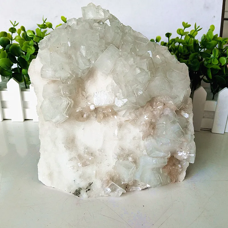 

aaaa+ Natural Stone Raw Minerals Apophyllite Shining Crystals Samples and Zeolite Symbiont Beautiful Gemstones Room Decoration