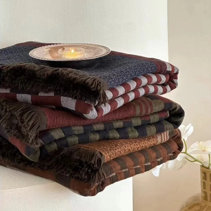 Vintage Gauze Cotton Blanket Plaid Skin-Friendly Bed Cover Soft Bedspread Lightweight Nap Throw for Home, Travel, Office, Car