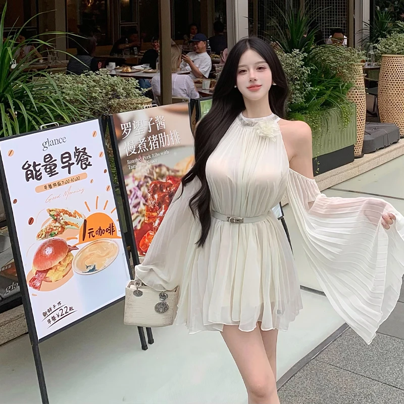 Robe Chic en mousseline de soie pour femmes, épaules dénudées, décolleté, plissée, drapée, ample, amincissante, manches cloche, Mini robe avec ceinture, nouvelle collection été 2025