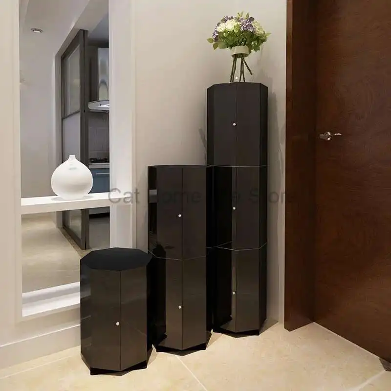 Nordic Black Simple…