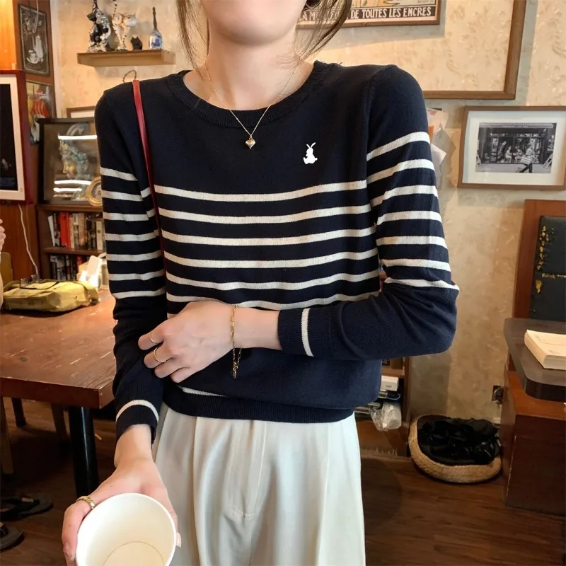 

New Round Neck Temperament Retro Striped Embroidery Design Knitted Long-sleeved Base Shirt Women's Top