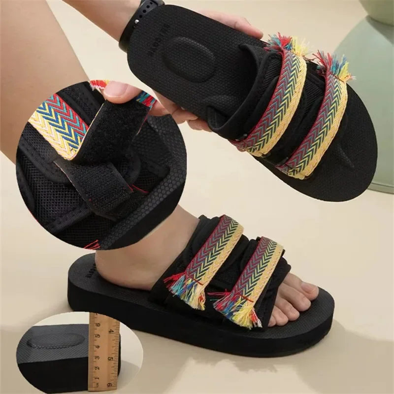 

Новые повседневные парные тапочки, мужская модная уличная пляжная обувь, противоскользящие мужские и женские тапочки на липучке на толстой подошве