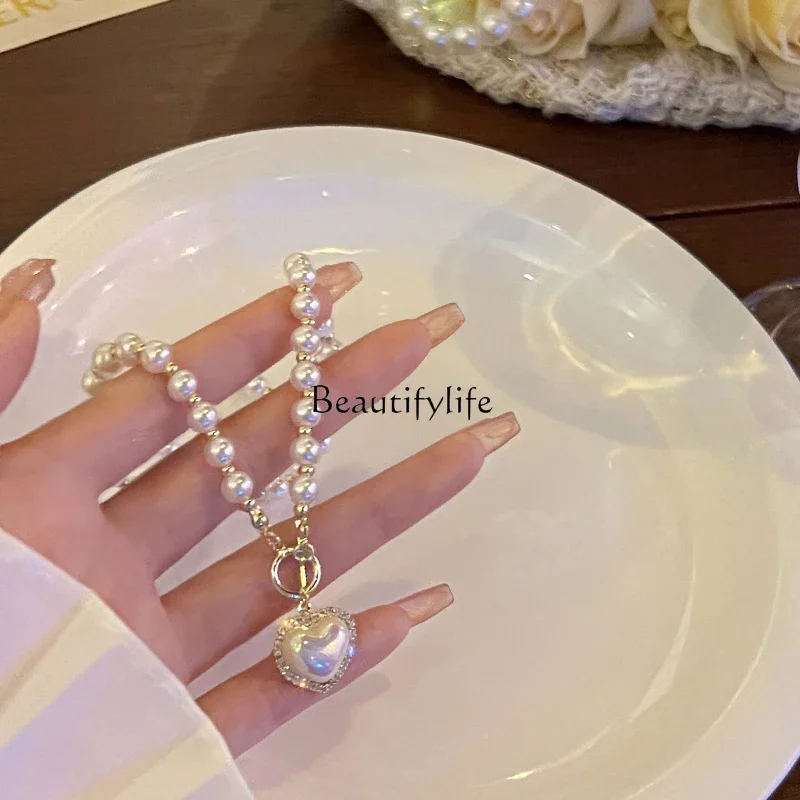 

Pearl Light Extravagant Love Heart Niche Design High-Grade Temperament