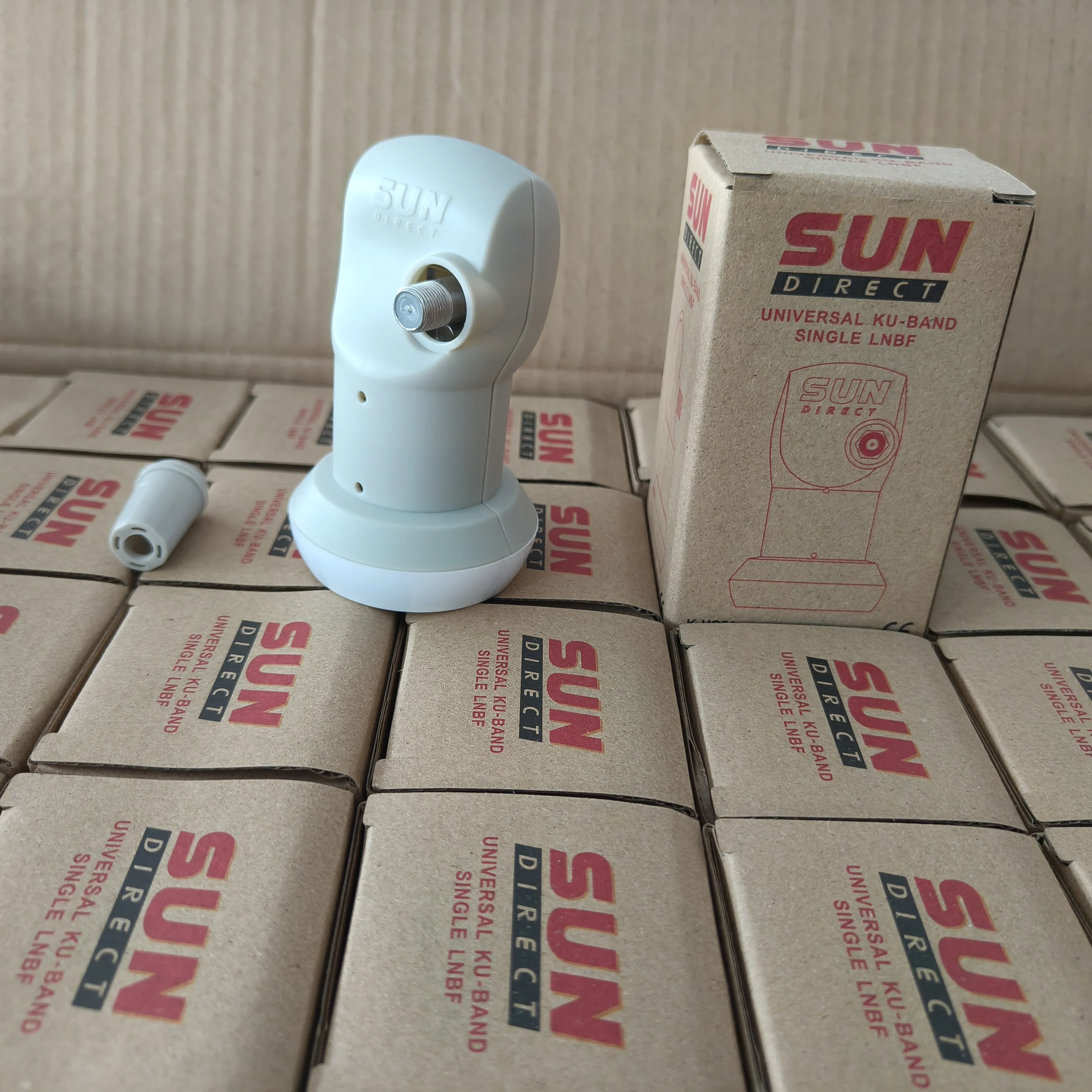10PCS Full HD Satellite TV Receiver Digtal KU-BAND Single LNB L9.75/10.6 KU Lnb Linear Converter Waterproof Satellite Dish LNB