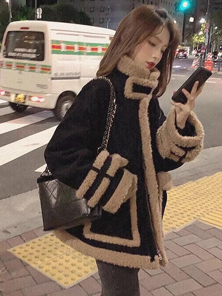 

Lamb Wool Jacket Winter Coat Female Woman Striped Full-Length British Style Athletes Rainproof Tracksuits Racer Performance Vibe