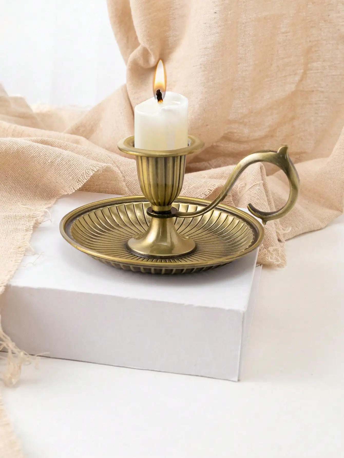 1PC European style church home villa handicraft candle ornaments zinc alloy household hand-held candle holder