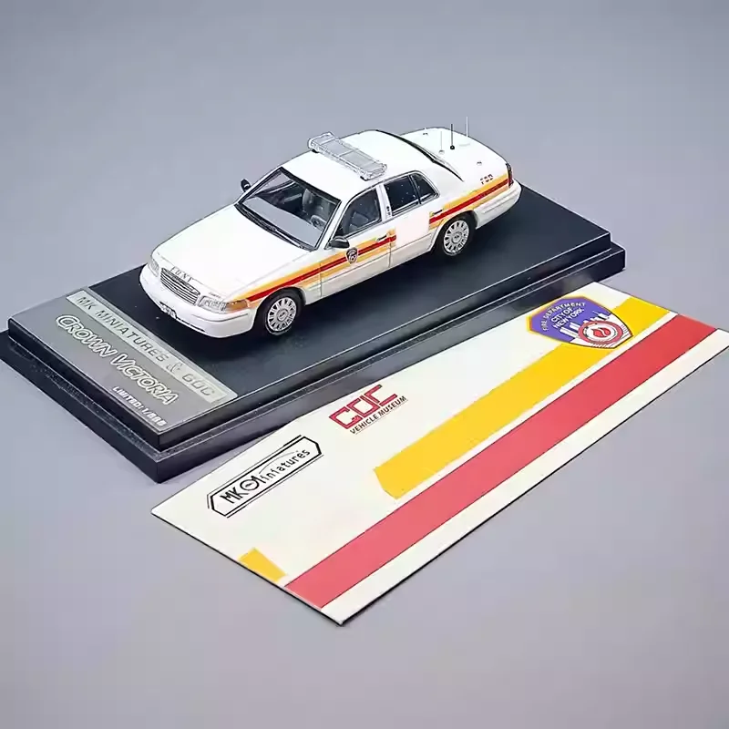 MK & GOC Diecast Alloy 1:64 Crown Victoria CV Car Model Adult Classic Limited for Collection& Display & Gift